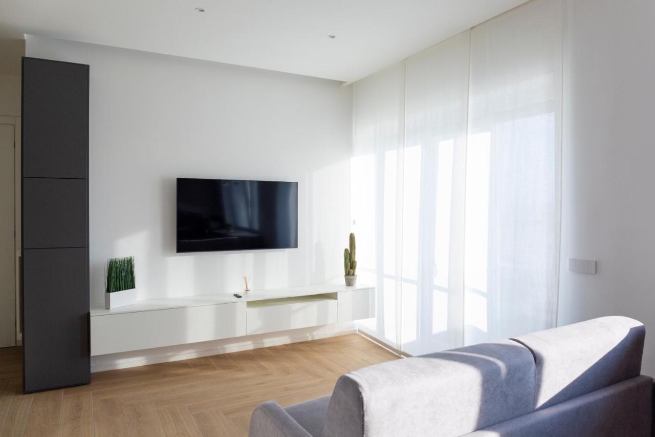 7Th Floor Apartment Фоджиа Экстерьер фото