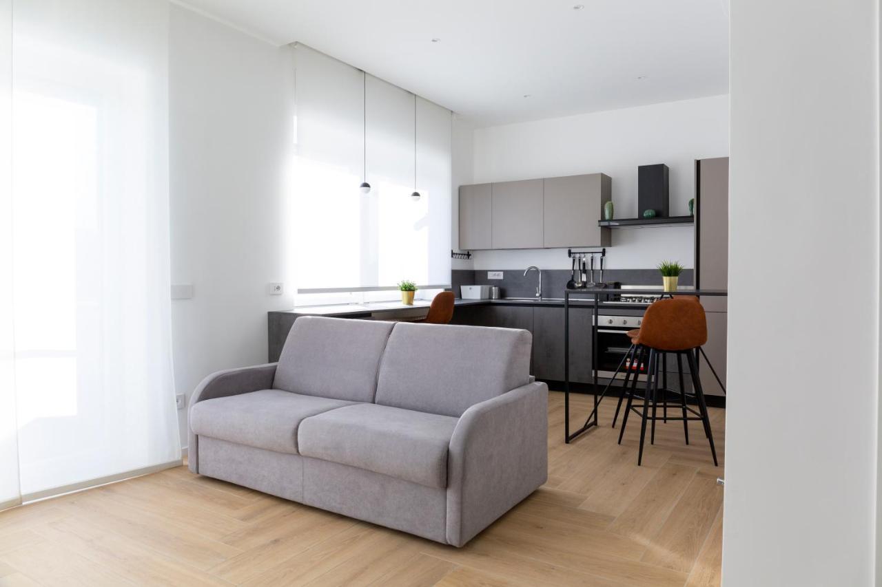 7Th Floor Apartment Фоджиа Экстерьер фото