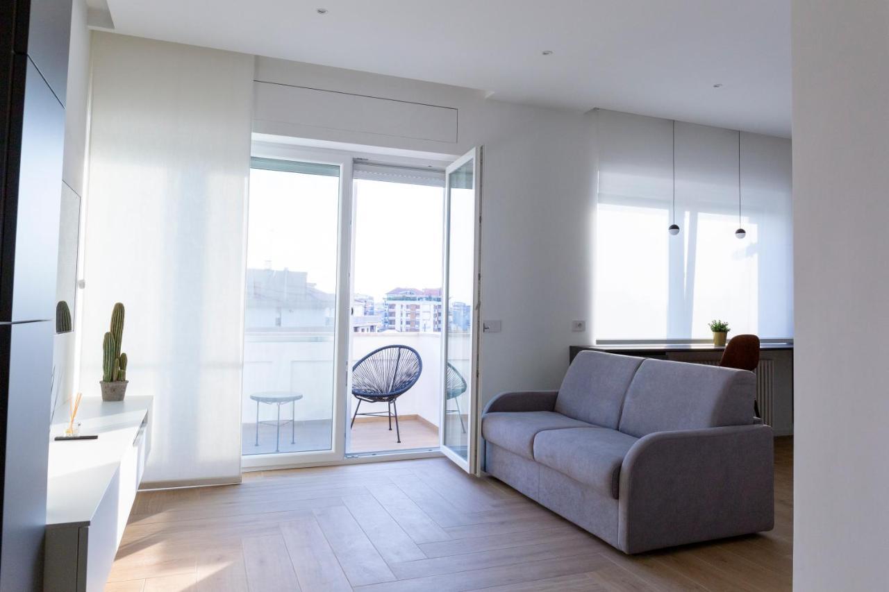 7Th Floor Apartment Фоджиа Экстерьер фото