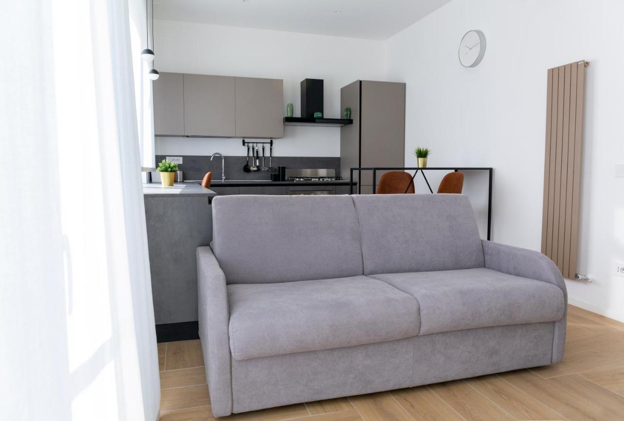 7Th Floor Apartment Фоджиа Экстерьер фото